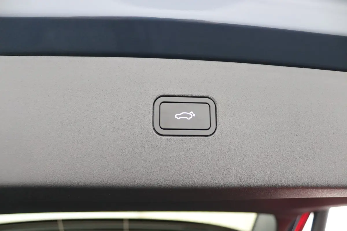 P5 Long Range Ultra Europa 69 kWh | Snel Leverbaar | Harman/Kardon | 20 inch | Panoramadak |
