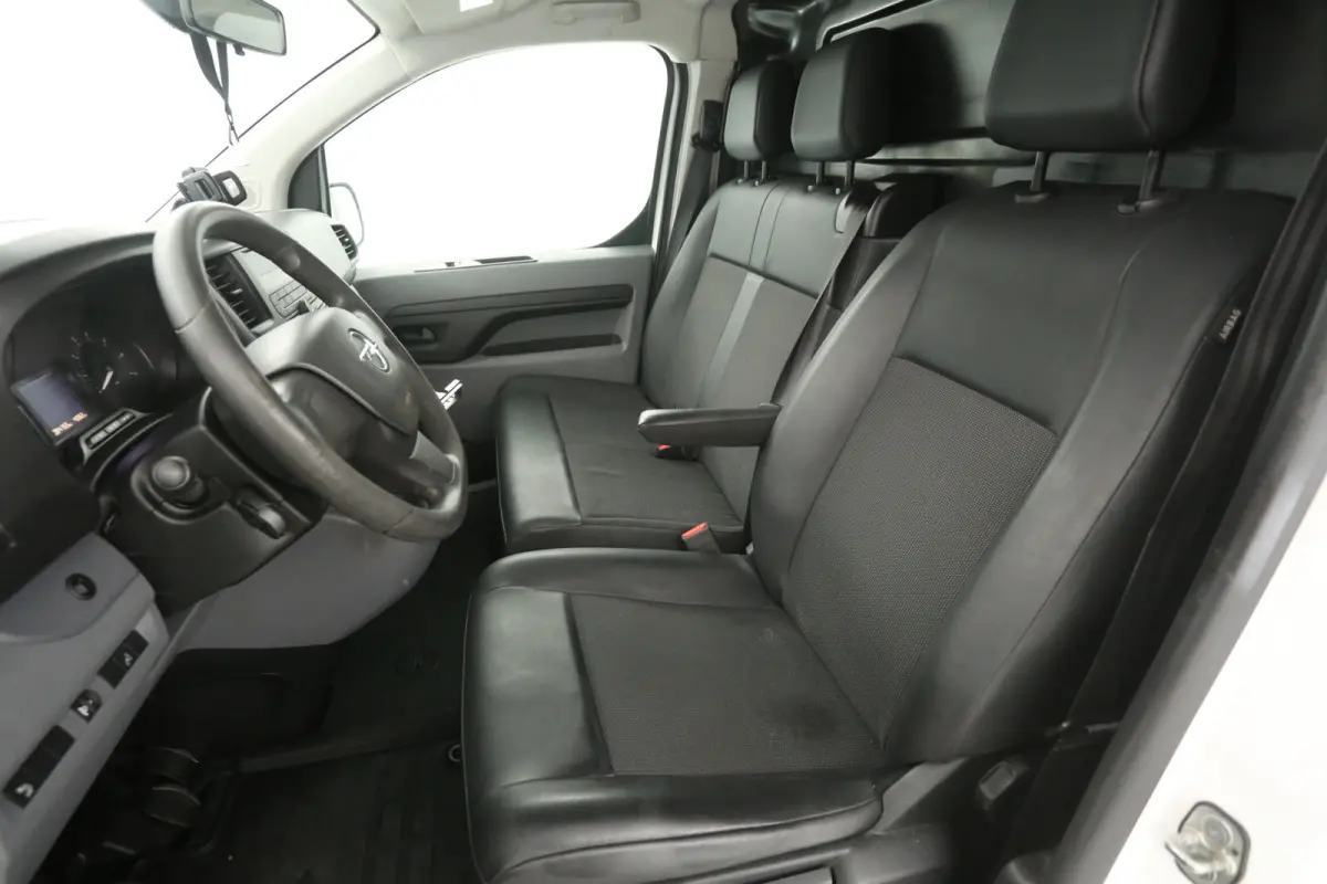 CDTI L3H1 | Airco | Cruise | Kasten | 3 Zits | Parkeersens.