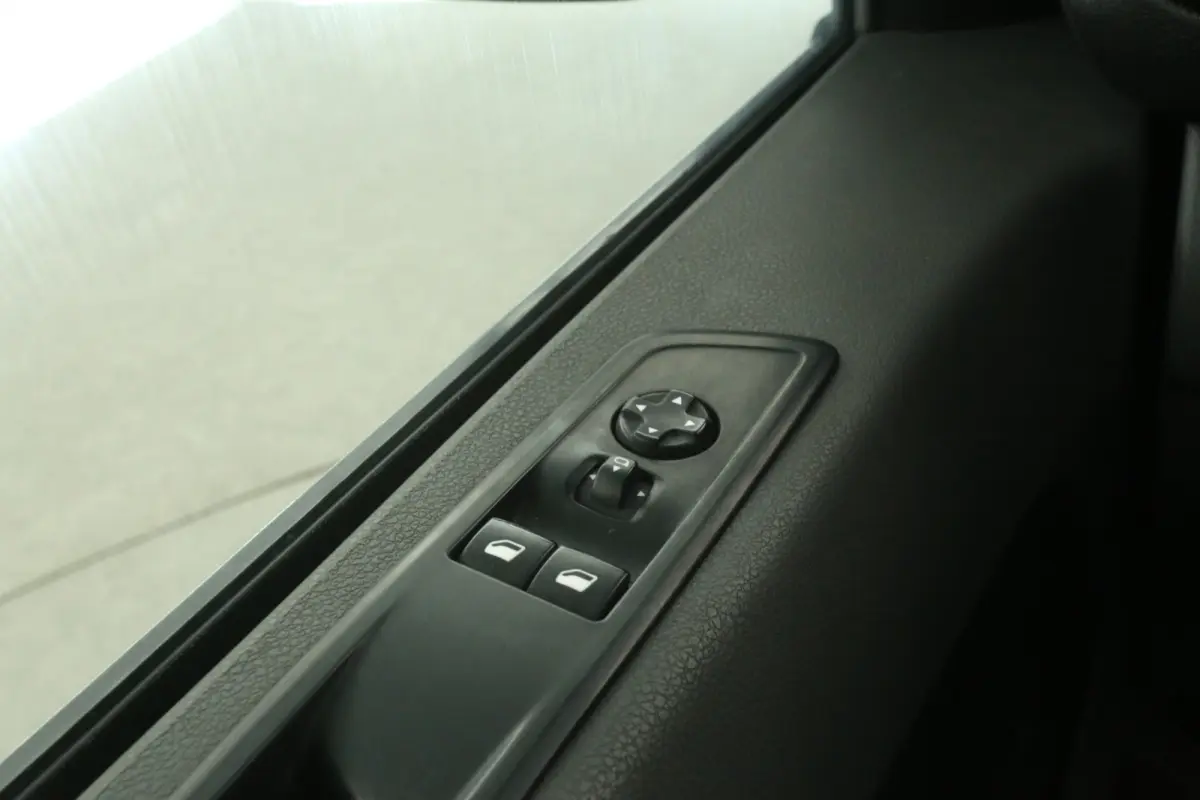 CDTI L3H1 | Airco | Cruise | Kasten | 3 Zits | Parkeersens.