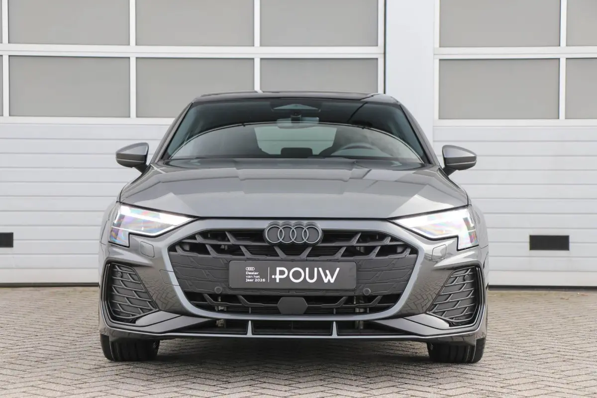 40 TFSIe 204pk S edition | Panoramadak | Achteruitrijcamera | Adaptive Cruise