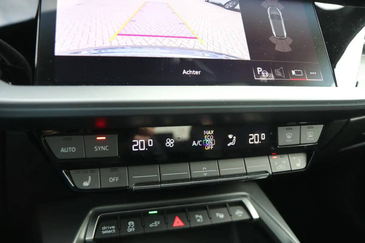 40 TFSIe 204pk S edition | Panoramadak | Achteruitrijcamera | Adaptive Cruise