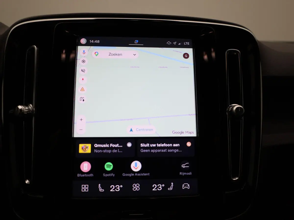 Core | APPLE/ANDROID CARPLAY | LICHTMETALEN VELGEN | LED KOPLAMPEN | NAVIGATIESYSTEEM | 12 MAANDEN BOVAG GARANTIE |