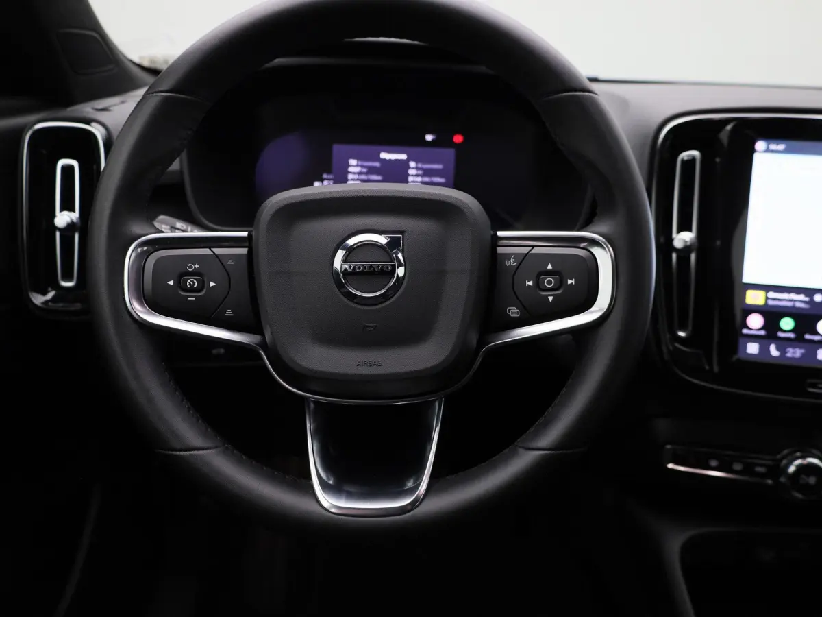 Core | APPLE/ANDROID CARPLAY | LICHTMETALEN VELGEN | LED KOPLAMPEN | NAVIGATIESYSTEEM | 12 MAANDEN BOVAG GARANTIE |