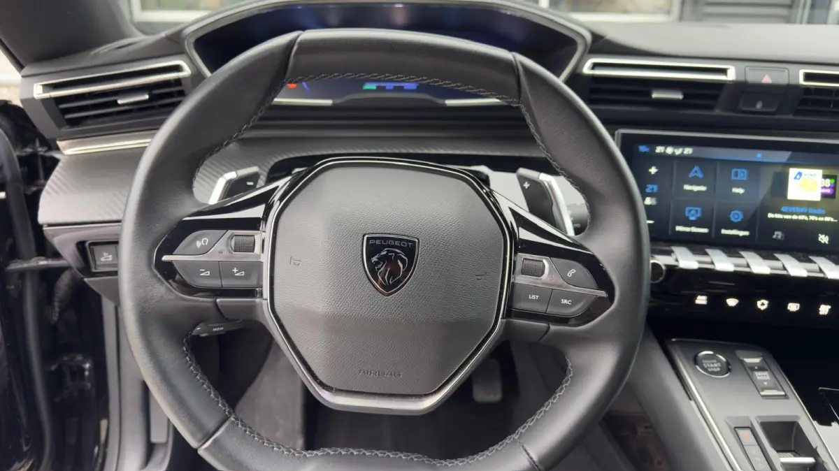 1.6 HYbrid Allure 180 pk | 360 Camera | Elektrisch bedienbare achterklep | Dodehoekdetectie | Apple Carplay / Android Auto |