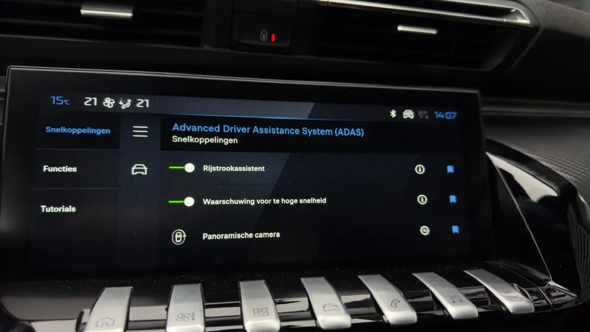 1.6 HYbrid Allure 180 pk | 360 Camera | Elektrisch bedienbare achterklep | Dodehoekdetectie | Apple Carplay / Android Auto |