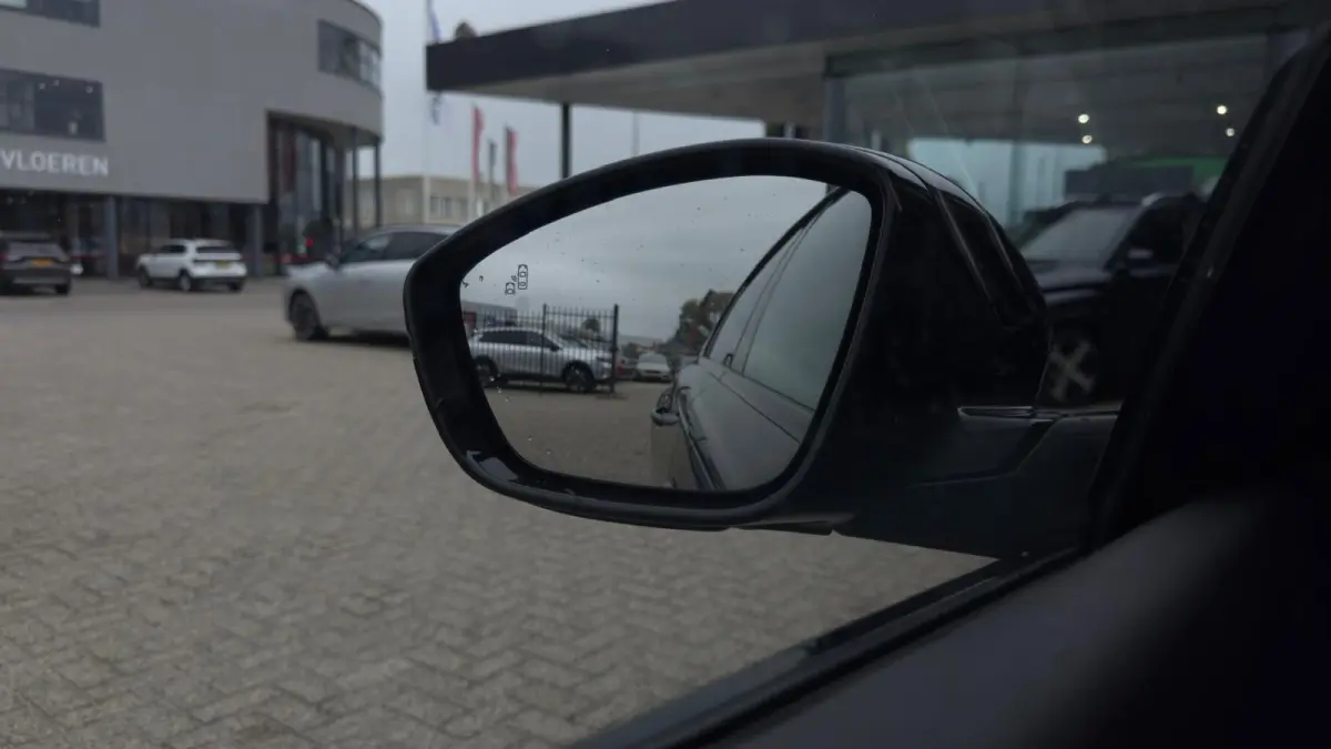 1.6 HYbrid Allure 180 pk | 360 Camera | Elektrisch bedienbare achterklep | Dodehoekdetectie | Apple Carplay / Android Auto |