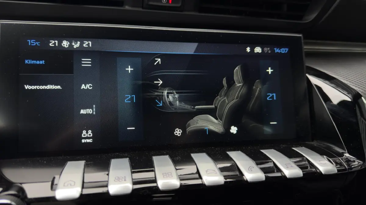1.6 HYbrid Allure 180 pk | 360 Camera | Elektrisch bedienbare achterklep | Dodehoekdetectie | Apple Carplay / Android Auto |