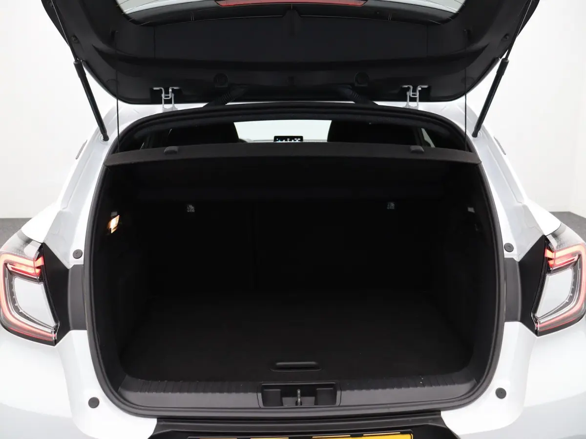 1.8 E-Tech full hybrid 160 techno | Google Navigatie | Adatief Cruise Control | Stoel & Stuurwiel Verwarming | Achteruitrij Camera | Climate Control | Getint Glas | Lichtmetalen Velgen |