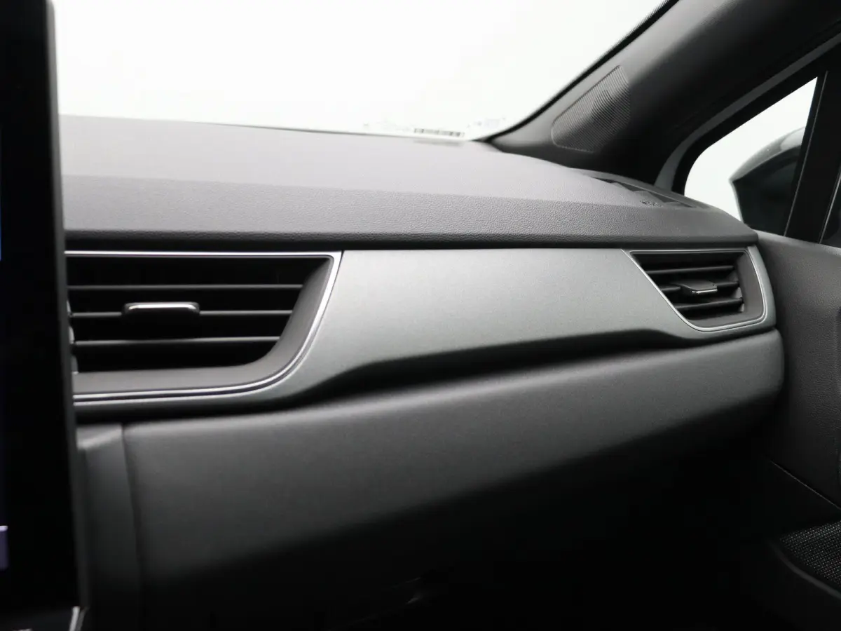 1.8 E-Tech full hybrid 160 techno | Google Navigatie | Adatief Cruise Control | Stoel & Stuurwiel Verwarming | Achteruitrij Camera | Climate Control | Getint Glas | Lichtmetalen Velgen |