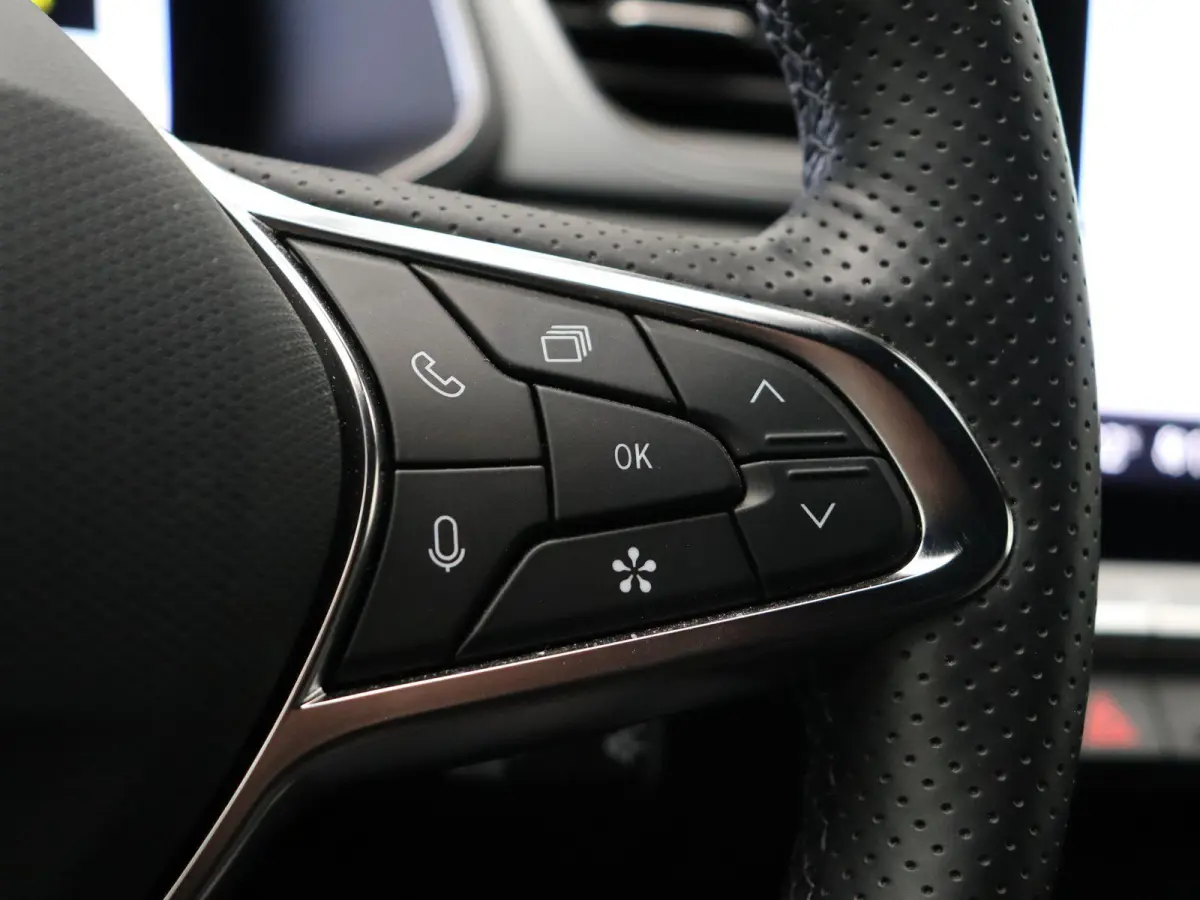 1.8 E-Tech full hybrid 160 techno | Google Navigatie | Adatief Cruise Control | Stoel & Stuurwiel Verwarming | Achteruitrij Camera | Climate Control | Getint Glas | Lichtmetalen Velgen |