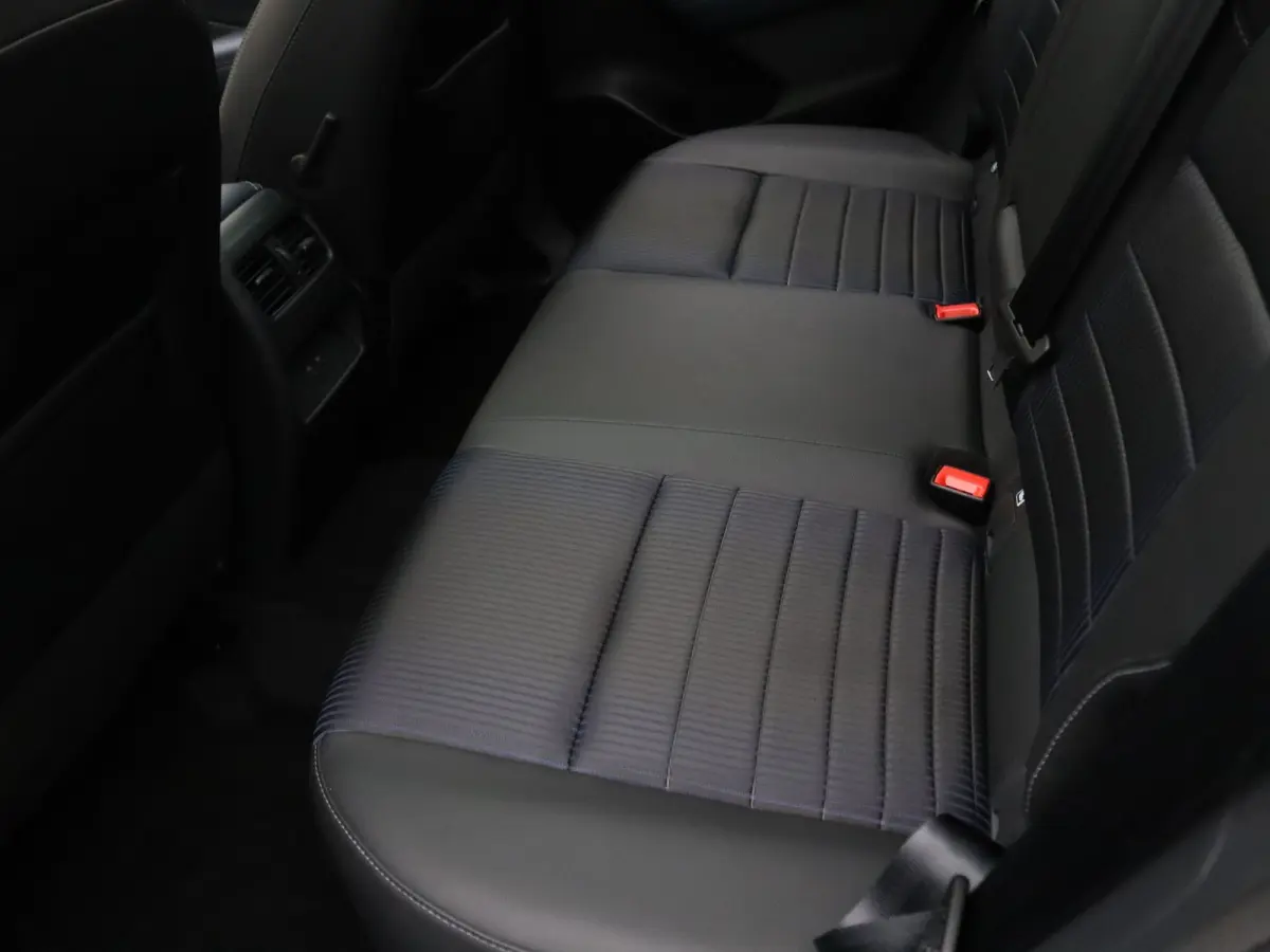 190pk e-Power Business Premium Panoramadak | Head-Up