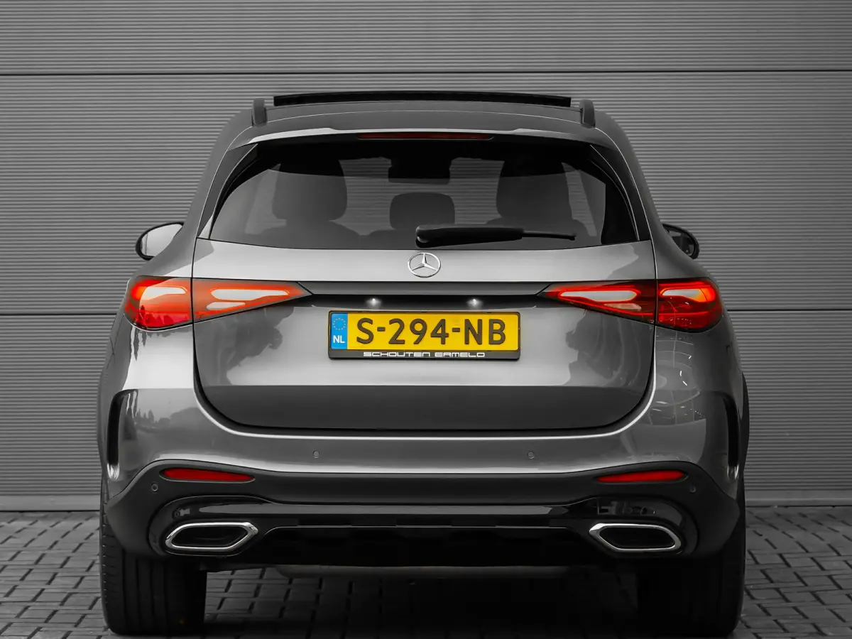4MATIC AMG Pano Distronic Night Keyless 360° 20"
