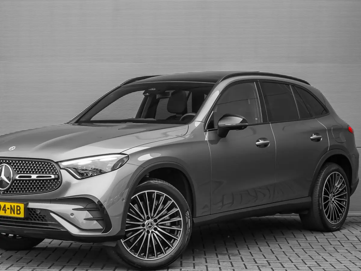 4MATIC AMG Pano Distronic Night Keyless 360° 20"
