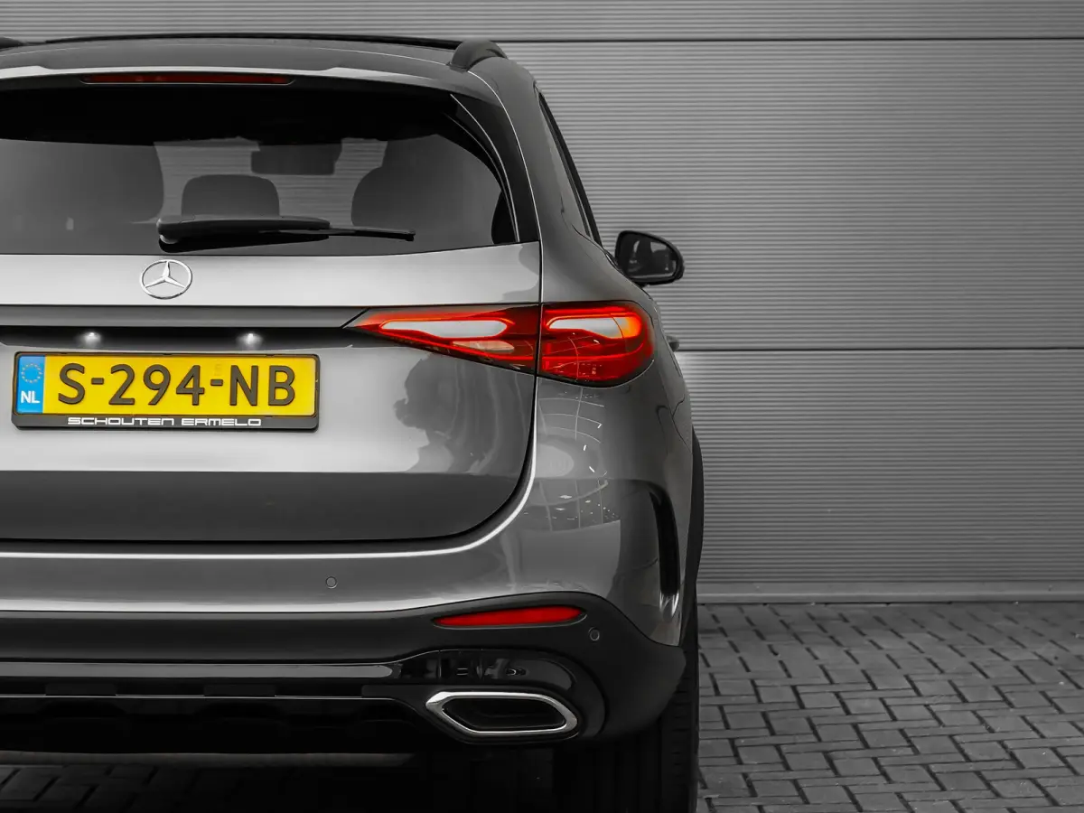 4MATIC AMG Pano Distronic Night Keyless 360° 20"