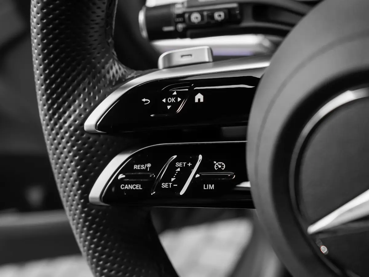 4MATIC AMG Pano Distronic Night Keyless 360° 20"