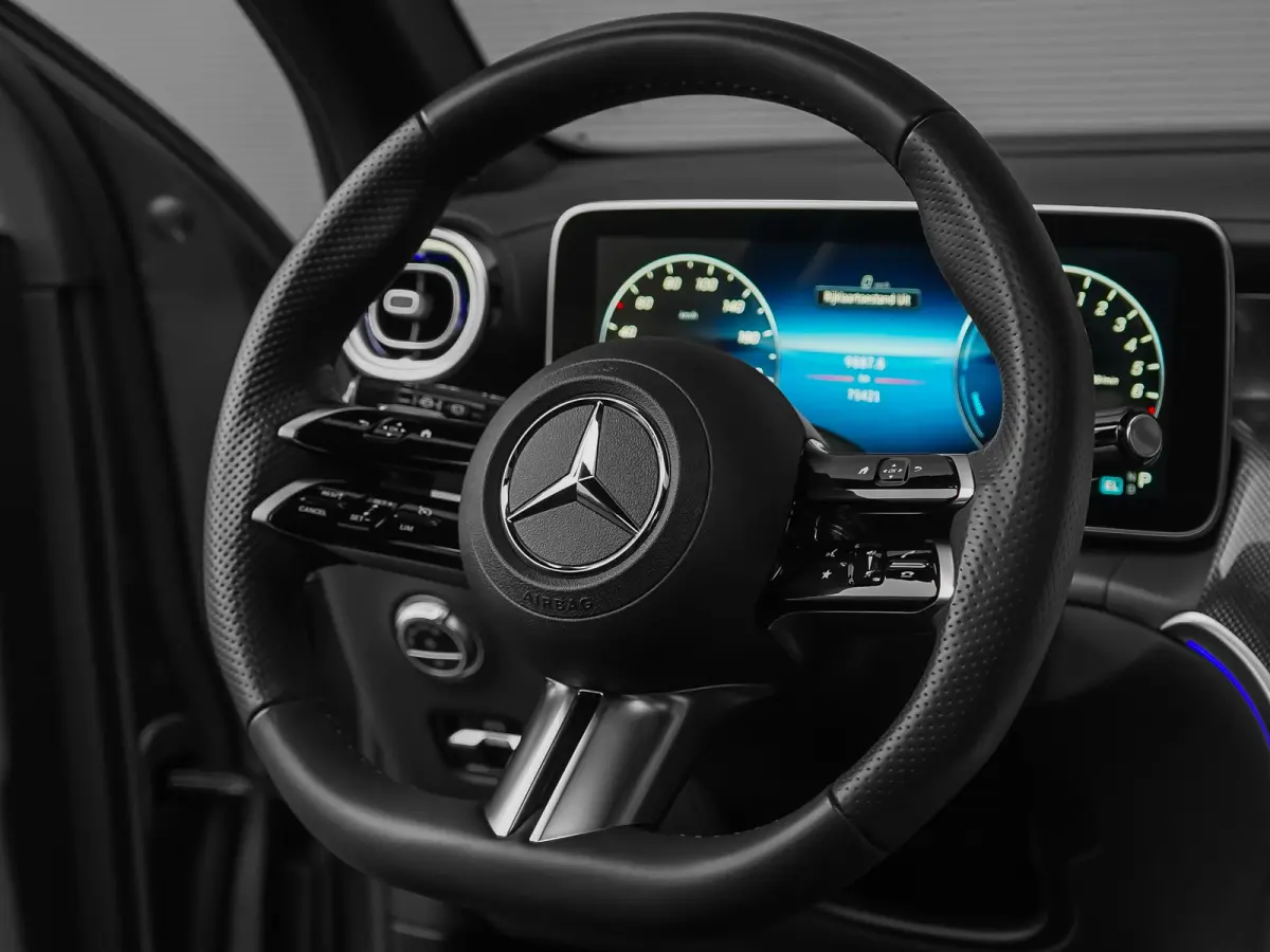 4MATIC AMG Pano Distronic Night Keyless 360° 20"
