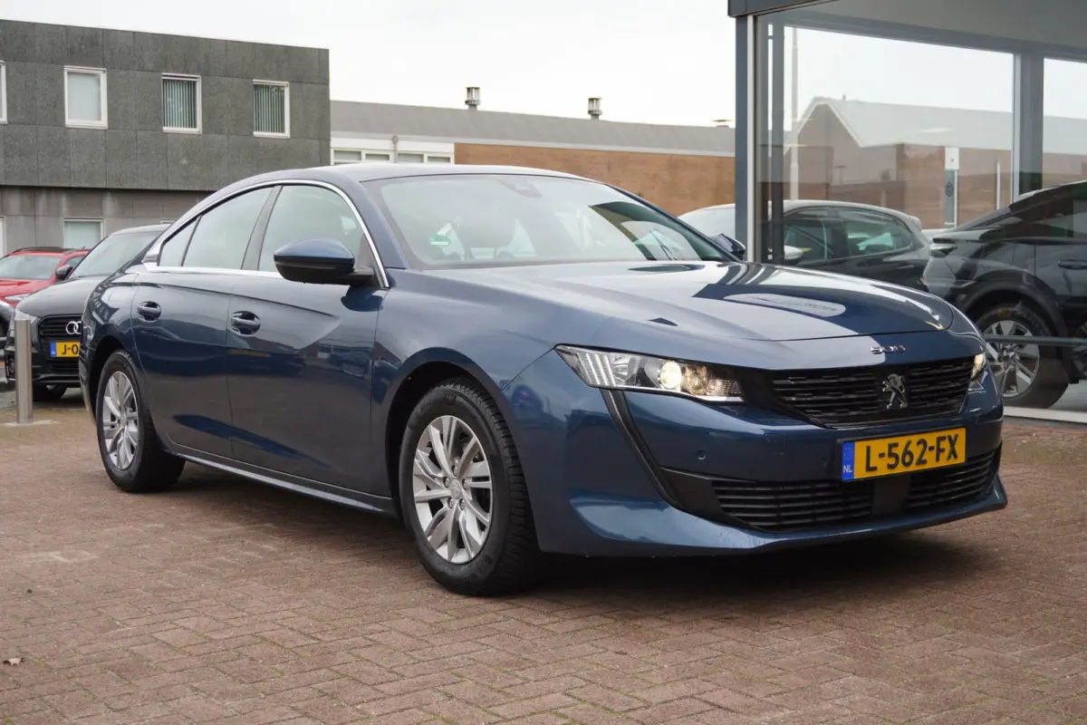 1.2 PureTech Blue Lease Active Automaat | Airco | Navigatie | Elek. pakket| Vol opties | Inruil mogelijk