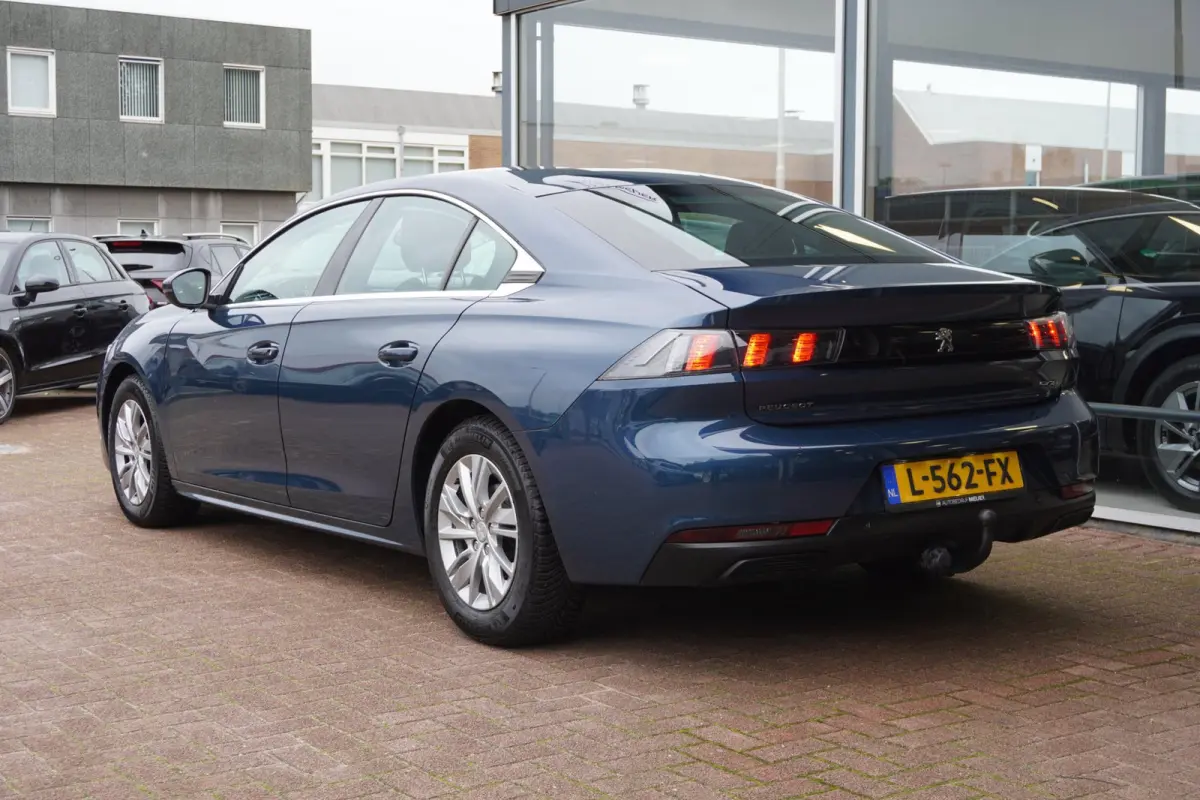 1.2 PureTech Blue Lease Active Automaat | Airco | Navigatie | Elek. pakket| Vol opties | Inruil mogelijk