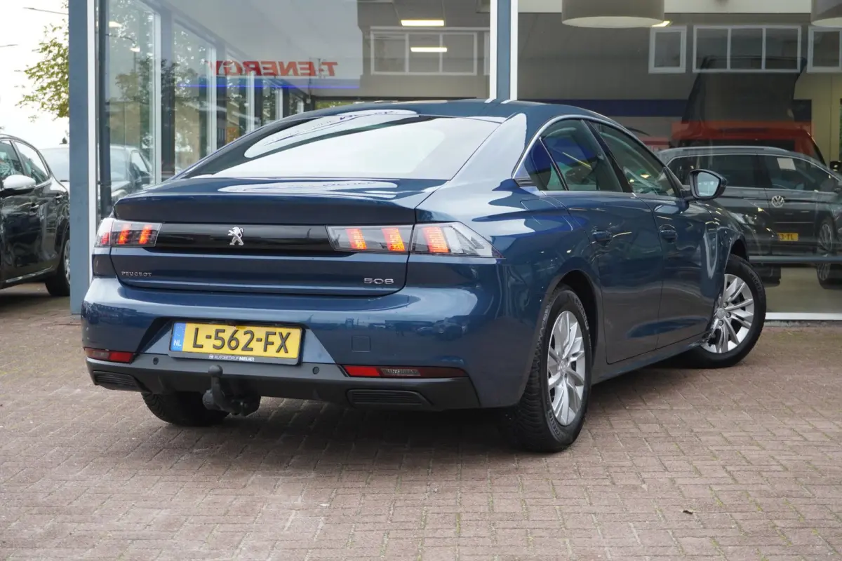 1.2 PureTech Blue Lease Active Automaat | Airco | Navigatie | Elek. pakket| Vol opties | Inruil mogelijk