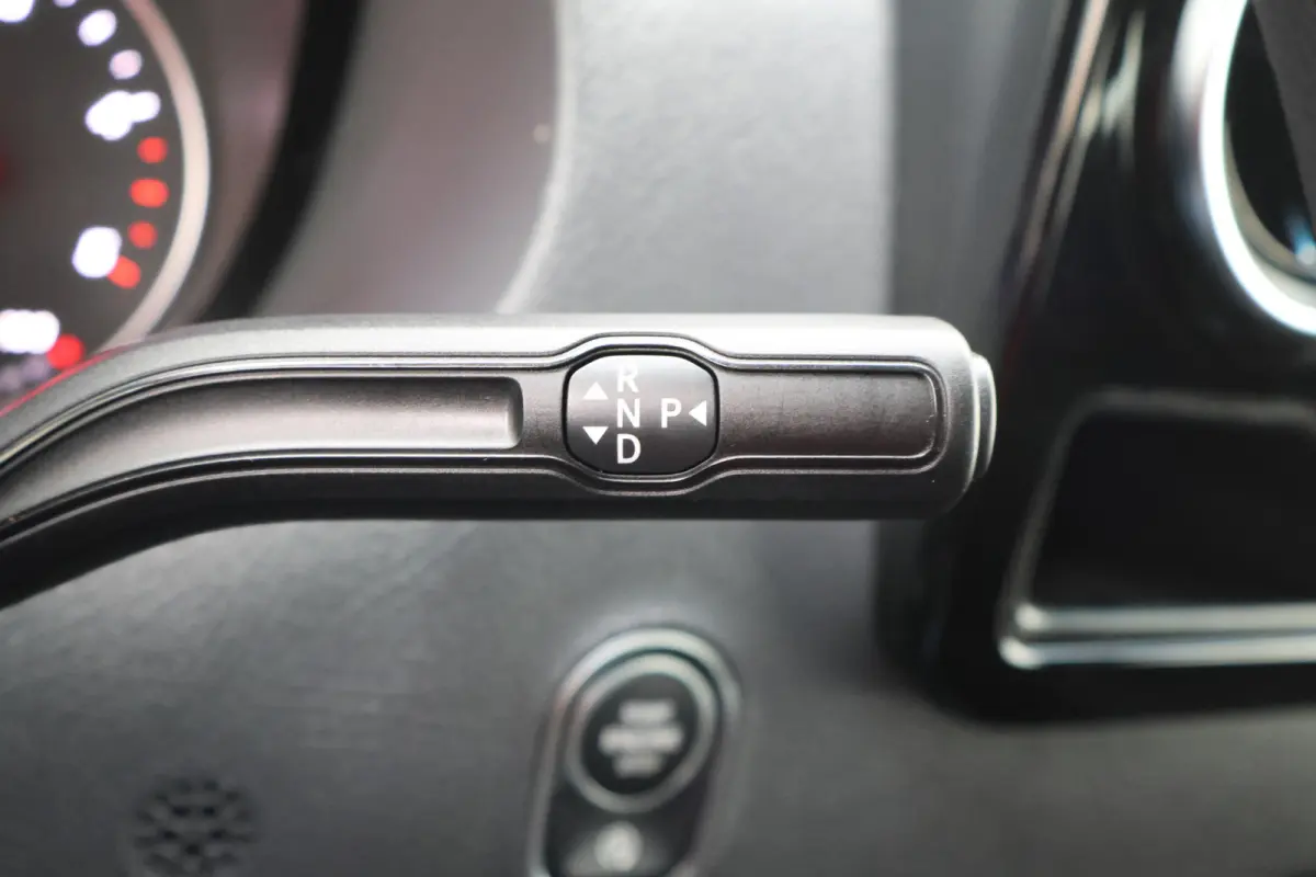 317 CDI Aut. L2H1 DC 5-zits 2x Schuifdeur, Apple Carplay, Camera, Cruise, Airco, Rijstrooksensor, Sidesteps, 18''