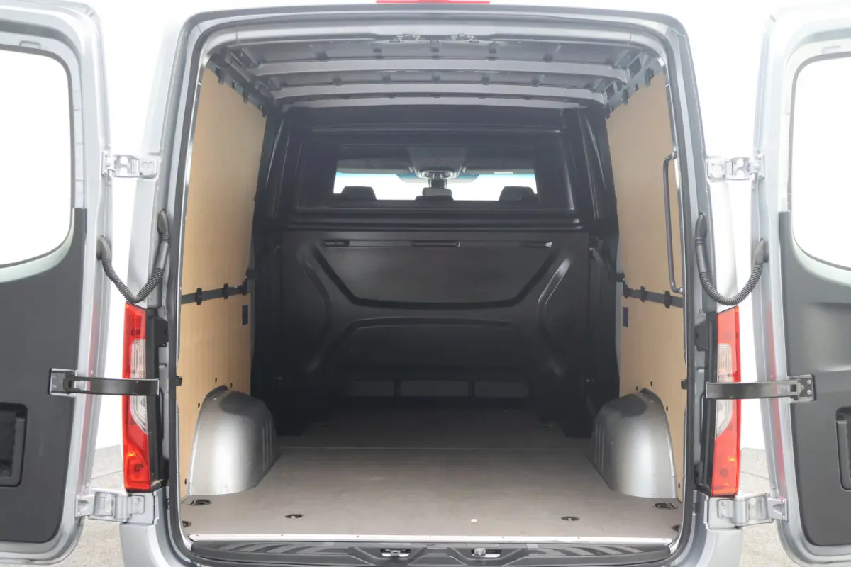 317 CDI Aut. L2H1 DC 5-zits 2x Schuifdeur, Apple Carplay, Camera, Cruise, Airco, Rijstrooksensor, Sidesteps, 18''