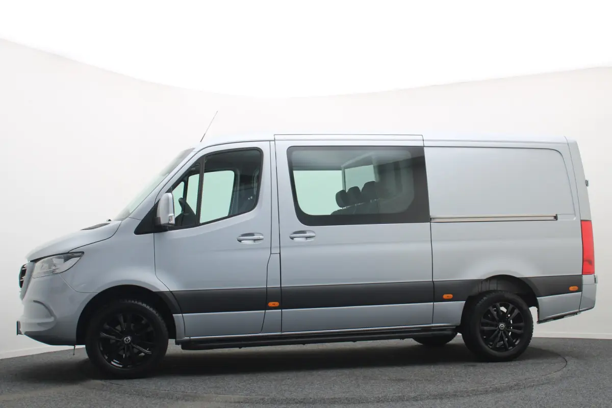 317 CDI Aut. L2H1 DC 5-zits 2x Schuifdeur, Apple Carplay, Camera, Cruise, Airco, Rijstrooksensor, Sidesteps, 18''