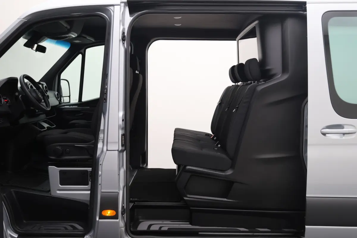 317 CDI Aut. L2H1 DC 5-zits 2x Schuifdeur, Apple Carplay, Camera, Cruise, Airco, Rijstrooksensor, Sidesteps, 18''