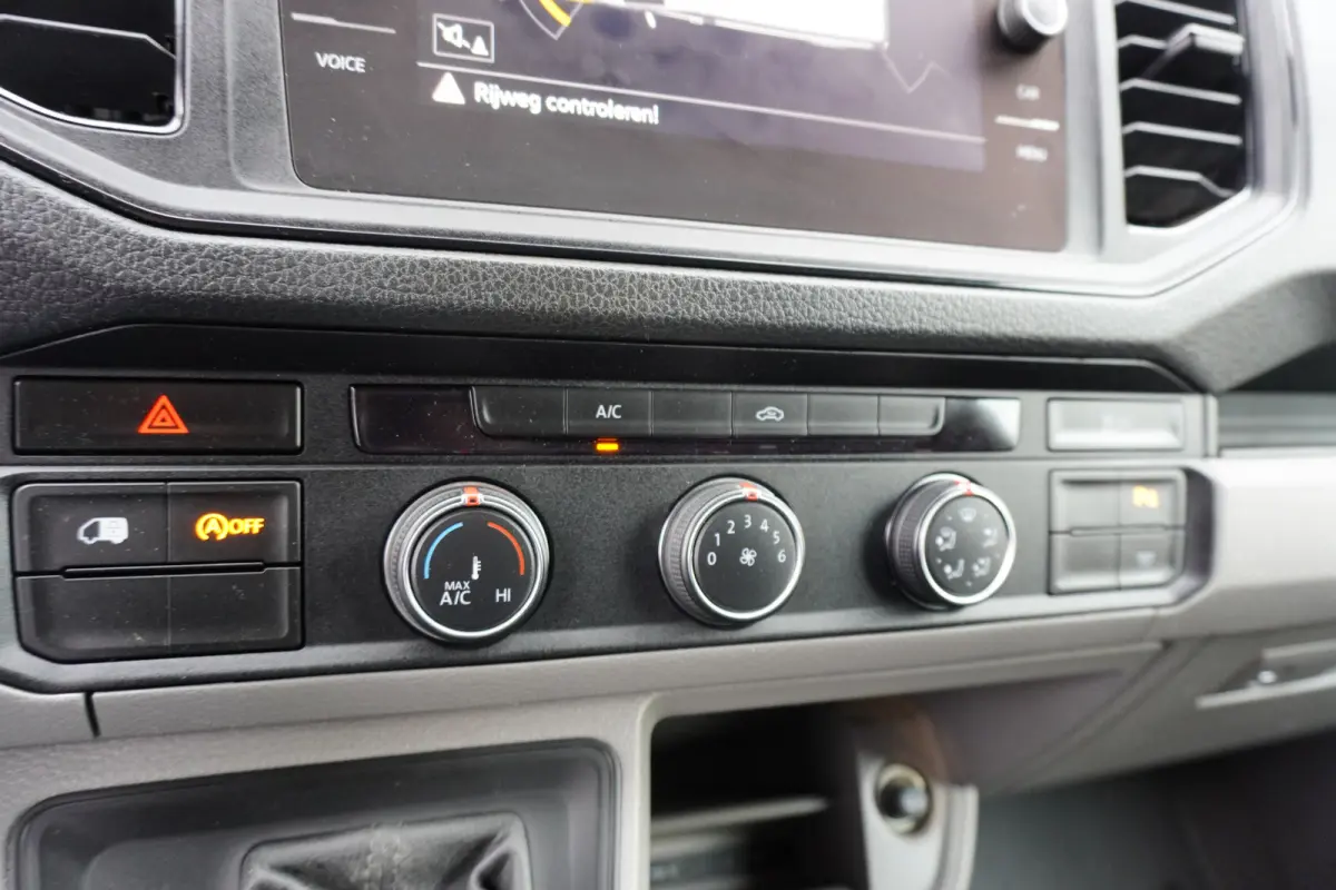 140pk Automaat L3H3/L2H2 LED Trekhaak Apple carplay Camera Navigatie Cruise control 3-Zits