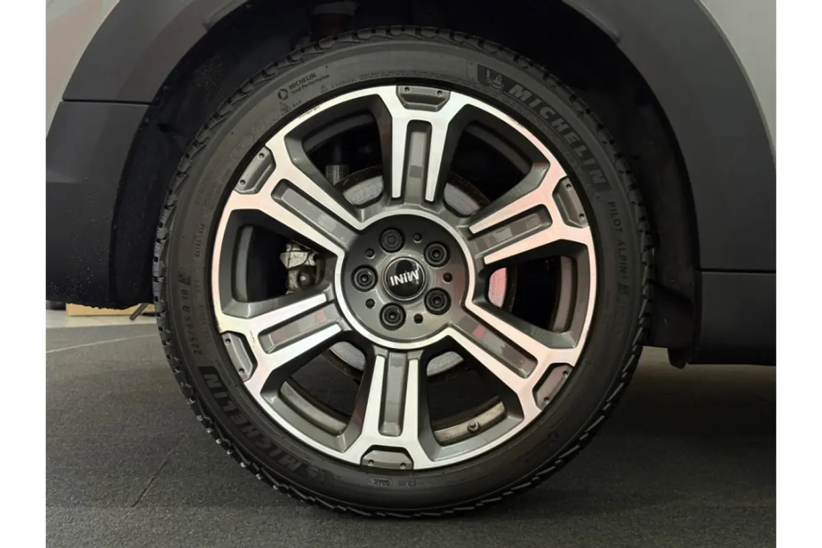 1.5 Cooper ALL4 - Navi - Leder - Parkeerhulp - Org.NL