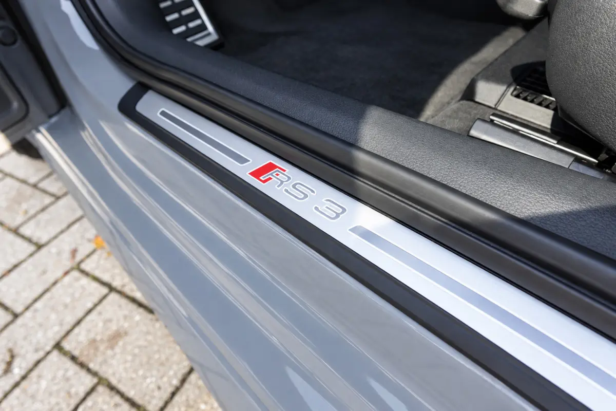 2.5 TFSI PANO B&O KEYLESS VOL