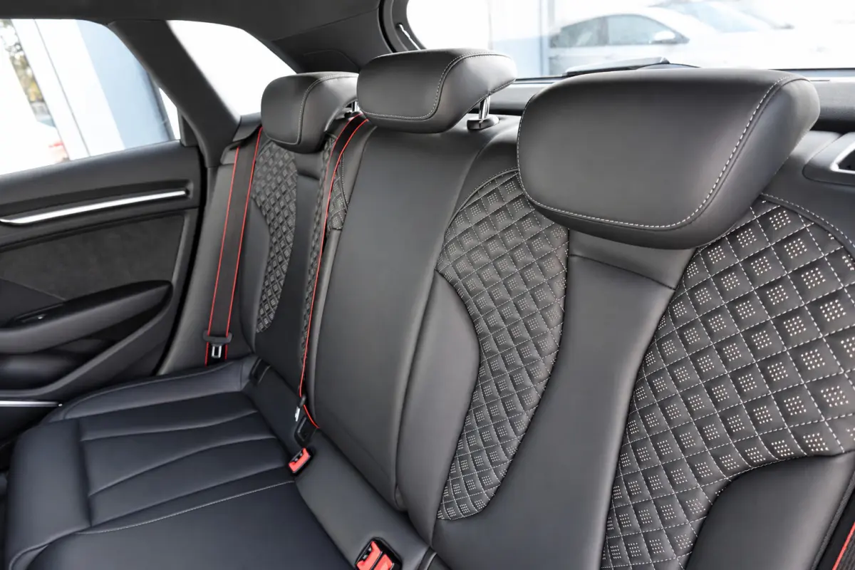 2.5 TFSI PANO B&O KEYLESS VOL