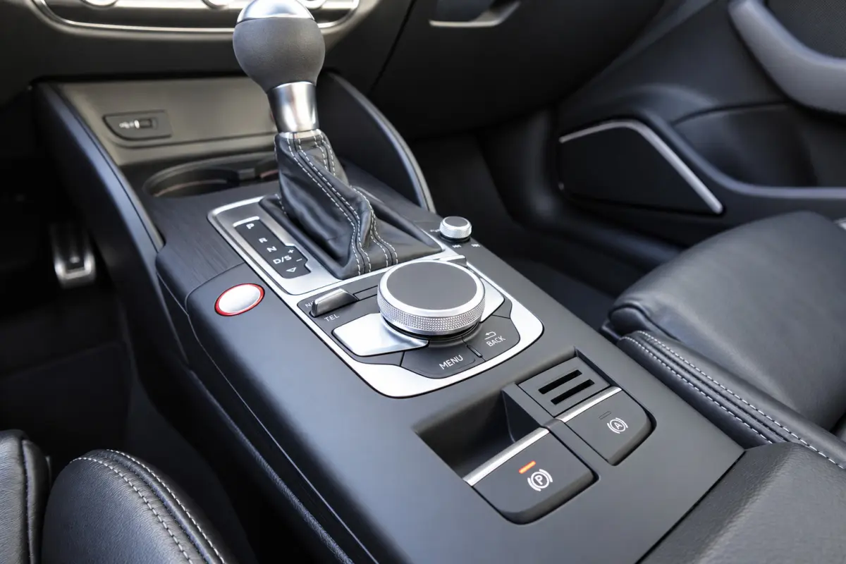 2.5 TFSI PANO B&O KEYLESS VOL