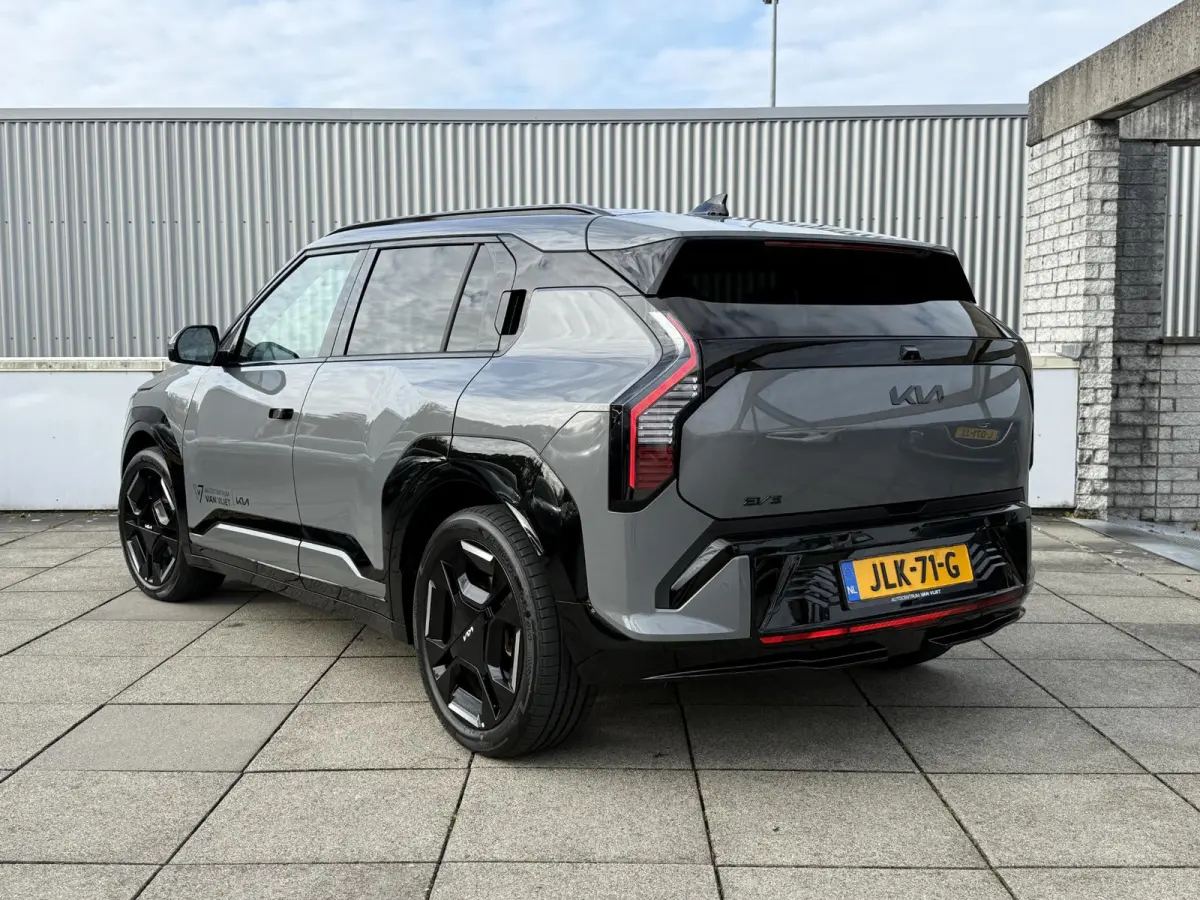 GT-Line Special Ed. 81.4 kWh | Premium Audio | 19'' velgen | Stoel-stuurverwarming | Keyless | digital key |