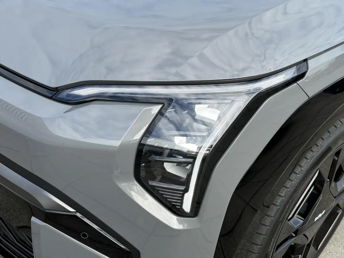 GT-Line Special Ed. 81.4 kWh | Premium Audio | 19'' velgen | Stoel-stuurverwarming | Keyless | digital key |