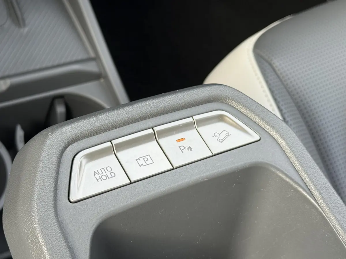 GT-Line Special Ed. 81.4 kWh | Premium Audio | 19'' velgen | Stoel-stuurverwarming | Keyless | digital key |