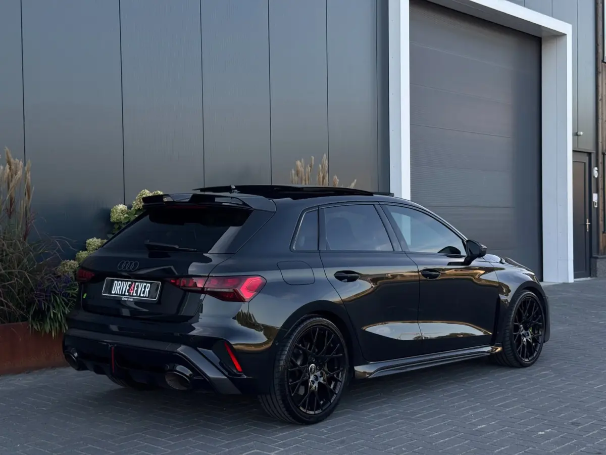2.5 TFSI RS 3 quattro | Kuip | Pano | Carbon