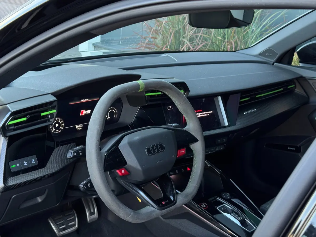 2.5 TFSI RS 3 quattro | Kuip | Pano | Carbon