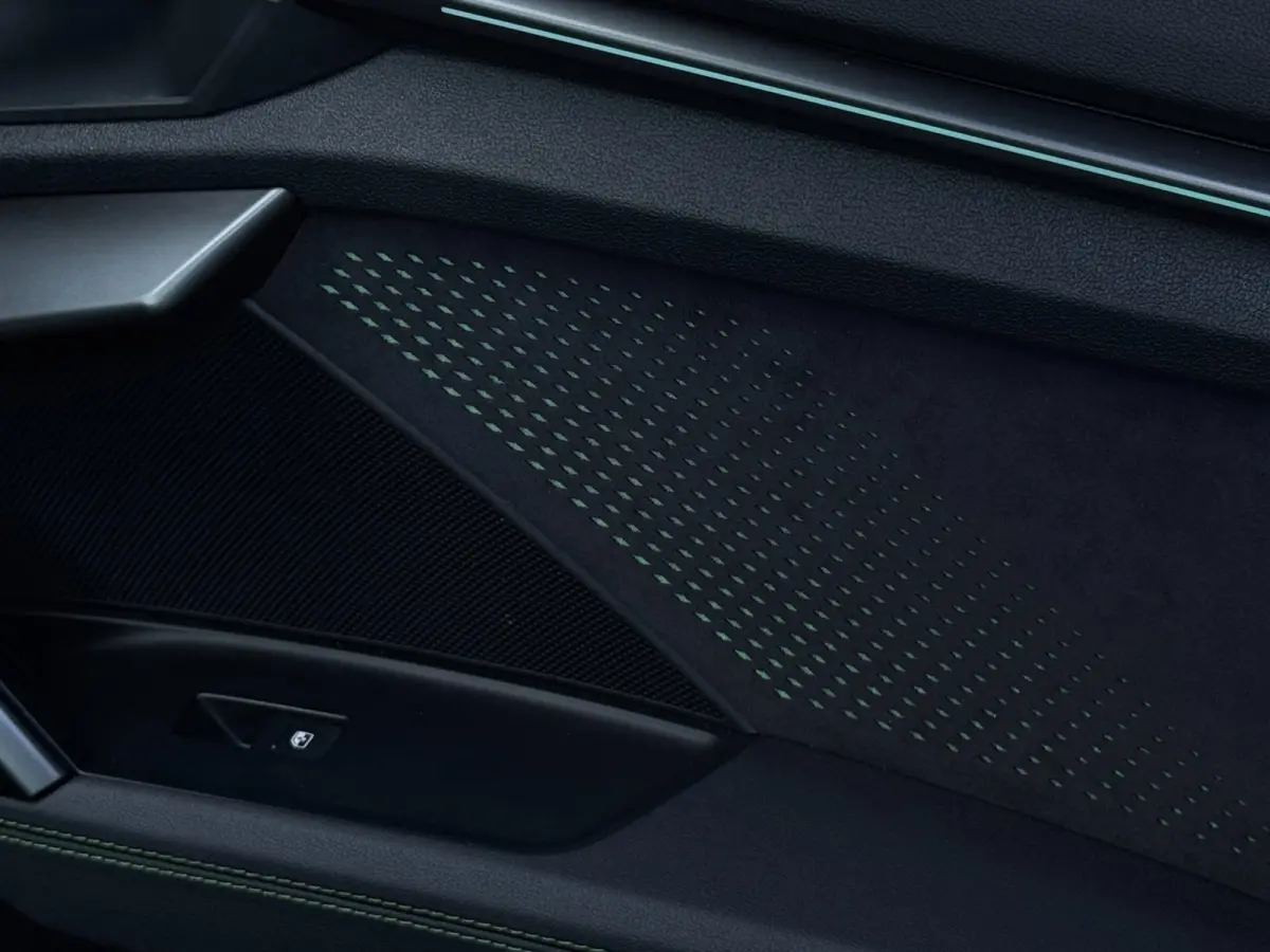 2.5 TFSI RS 3 quattro | Kuip | Pano | Carbon
