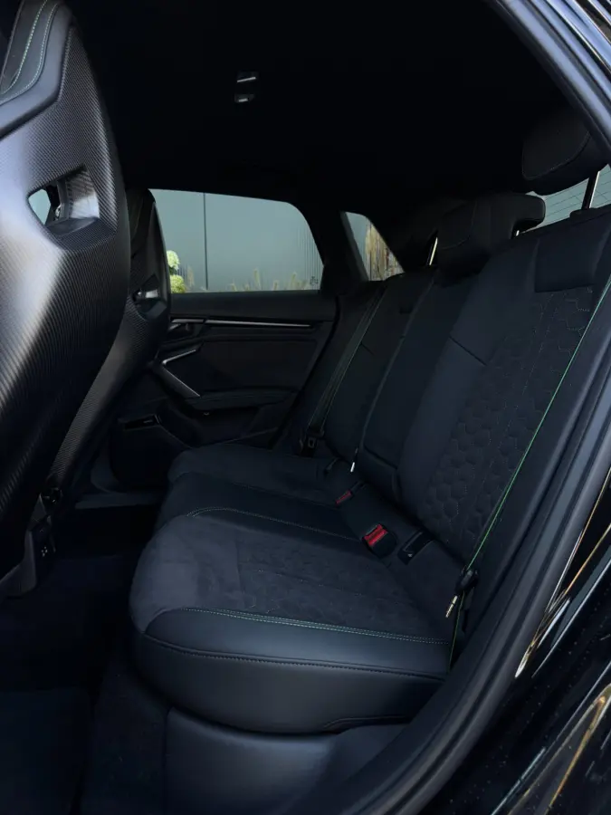 2.5 TFSI RS 3 quattro | Kuip | Pano | Carbon