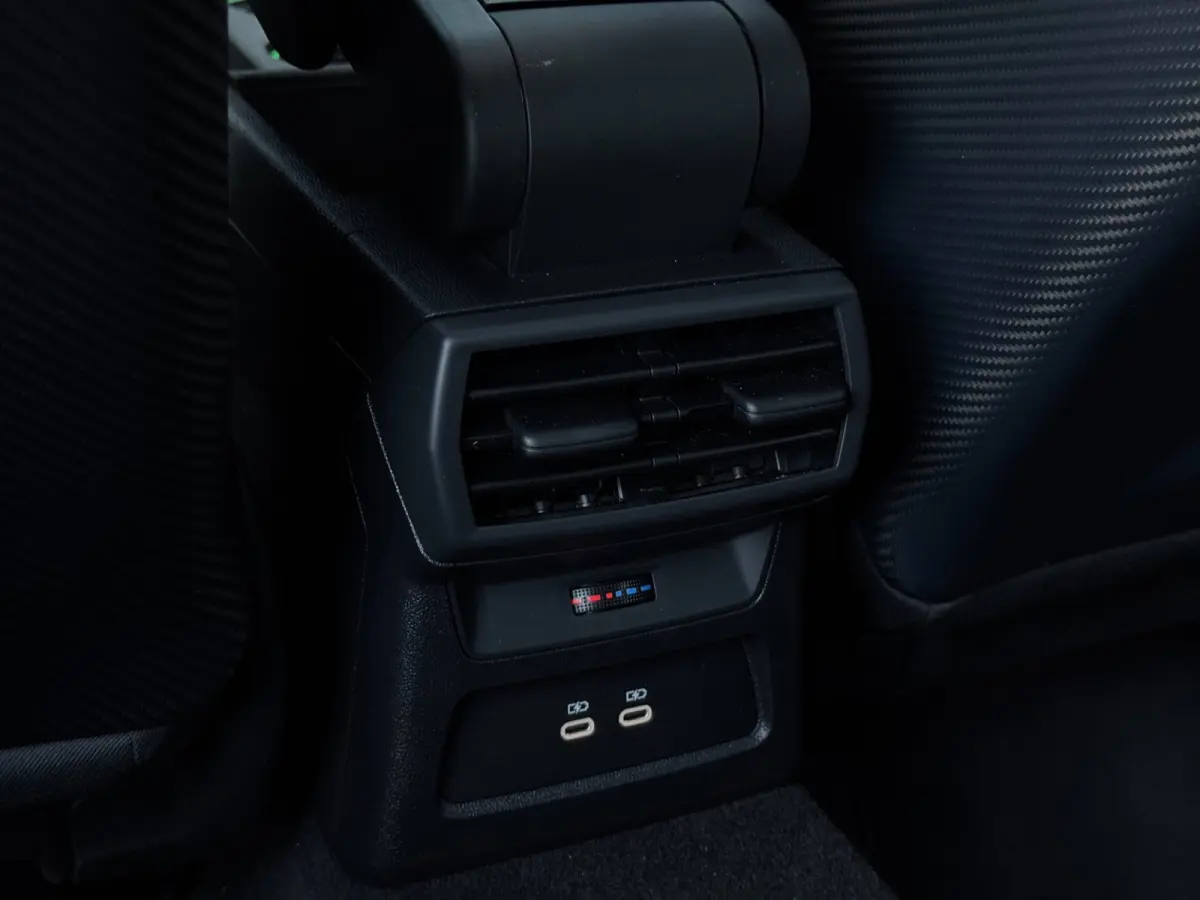2.5 TFSI RS 3 quattro | Kuip | Pano | Carbon