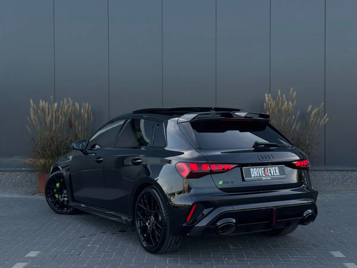 2.5 TFSI RS 3 quattro | Kuip | Pano | Carbon
