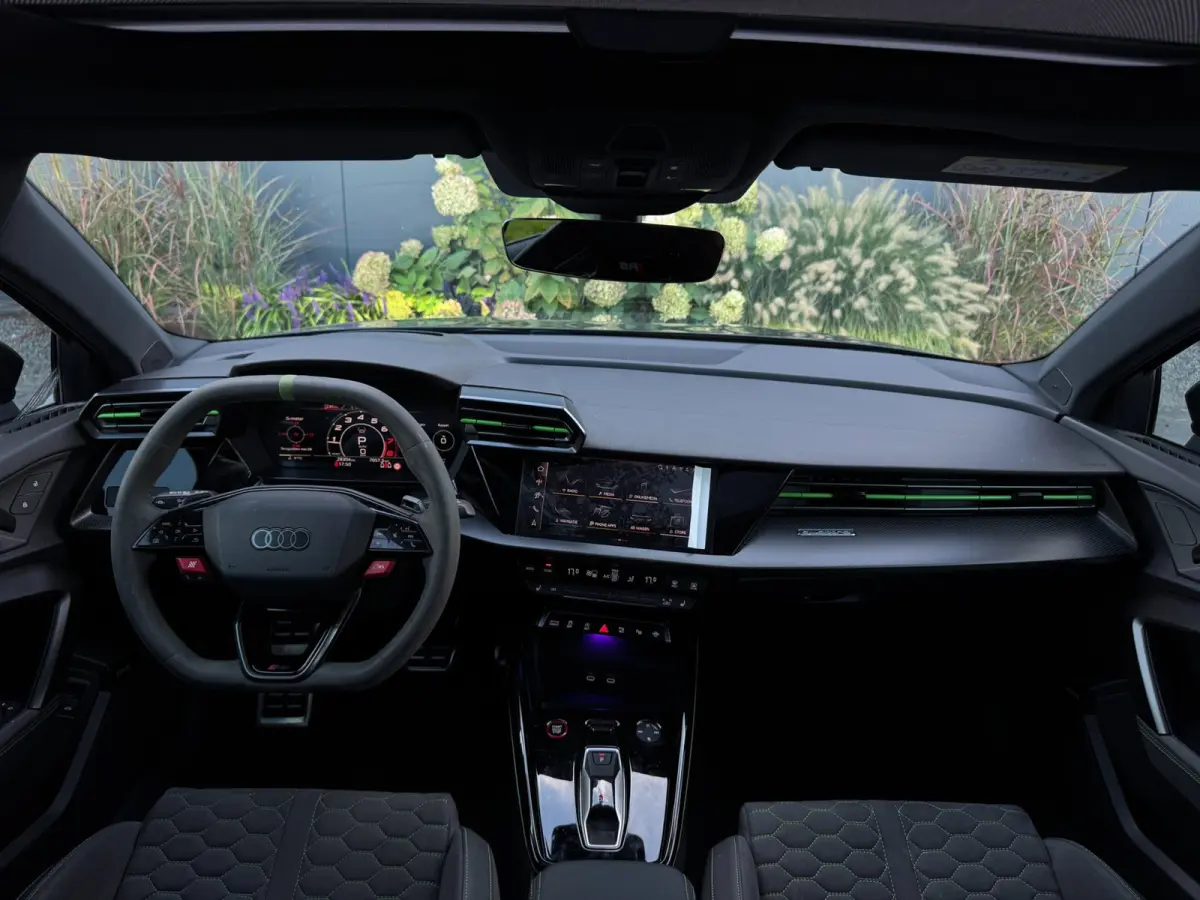 2.5 TFSI RS 3 quattro | Kuip | Pano | Carbon