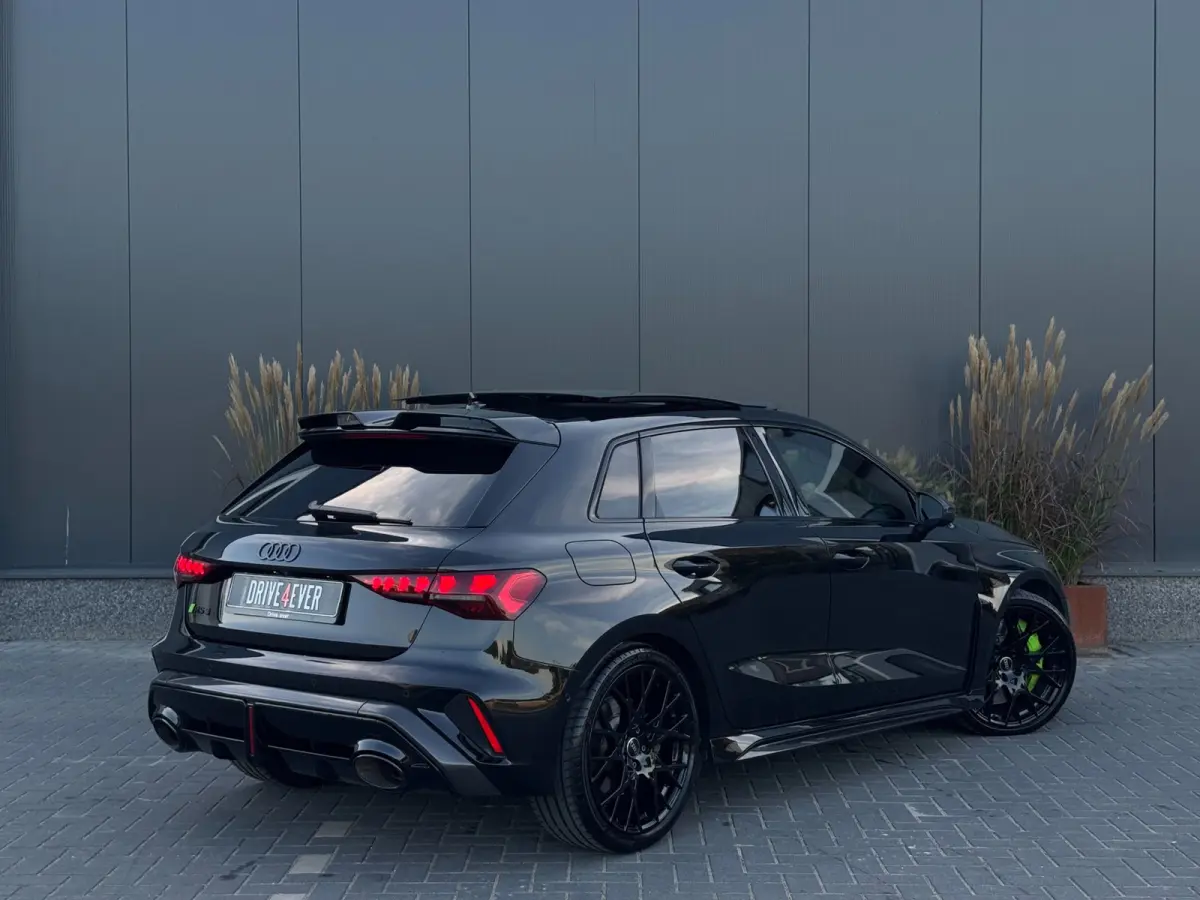 2.5 TFSI RS 3 quattro | Kuip | Pano | Carbon