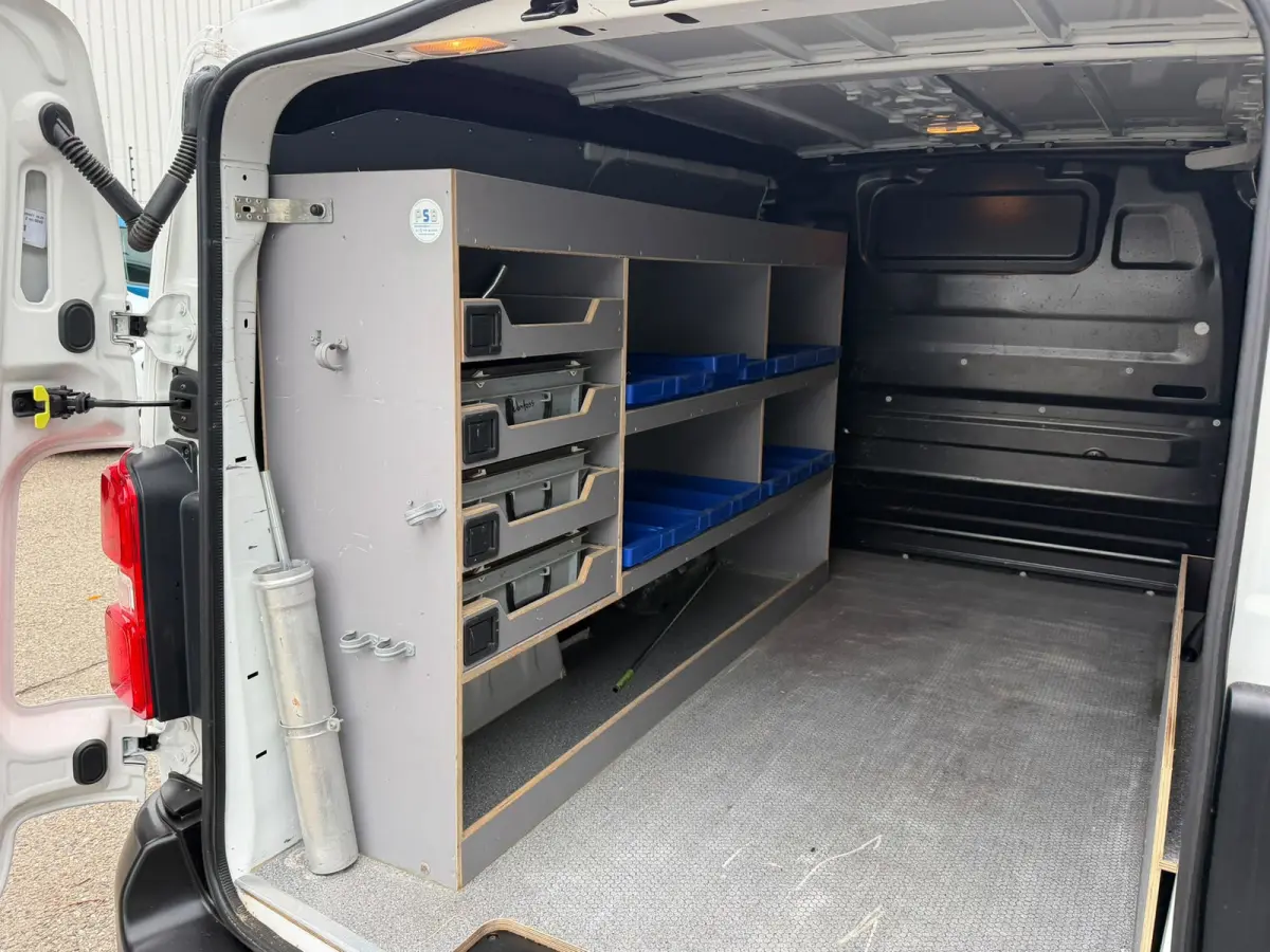 2.0 CDTI L2H1 Edition 122PK Automaat / Camera / Navi / App connect
