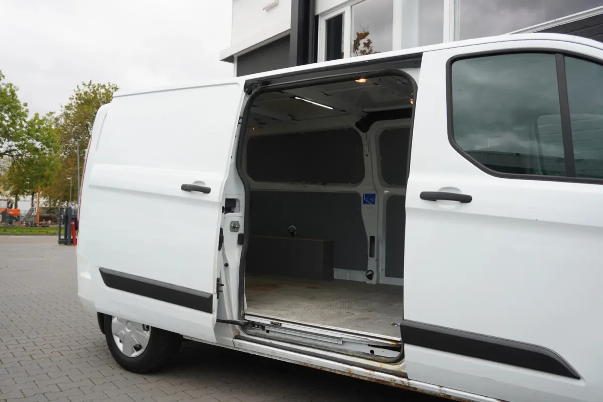 2.0 TDCI 130PK L2 EURO 6 - Airco - Cruise - PDC - €11.900,- Excl.