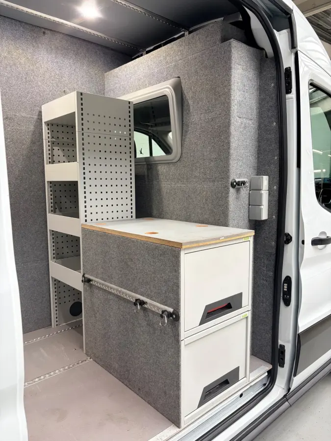 Automaat Servicewagen met Laadklep 350 2.0 TDCI 185pk euro6 L3H2 Limited, 2xSchuifdeur, NIEUWSTAAT! RIJKLAARPRIJS