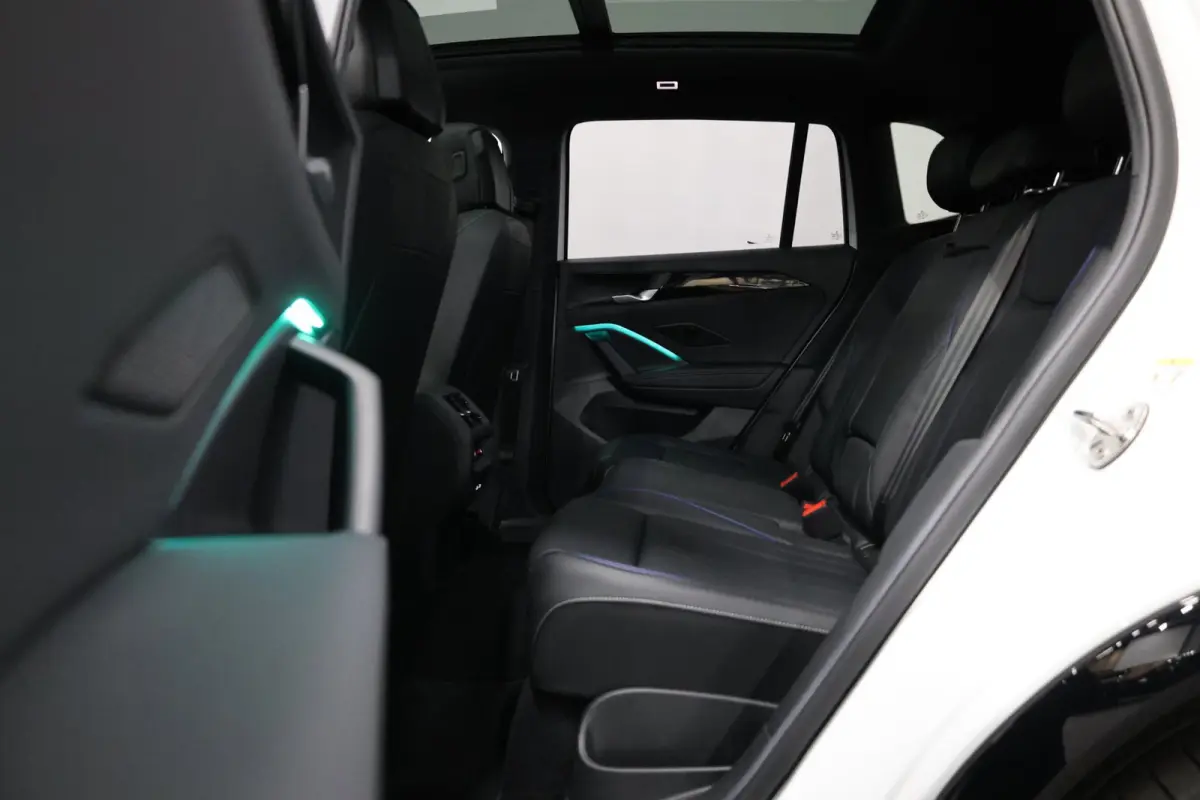 1.5 eTSI 3x R-Line IQ+LED/VIRTUAL/SFEER/PANO/ALCANTARA+S.VERWARMING/20" LMV/LINE/ACC/ECC/12 MDN GARANTIE!