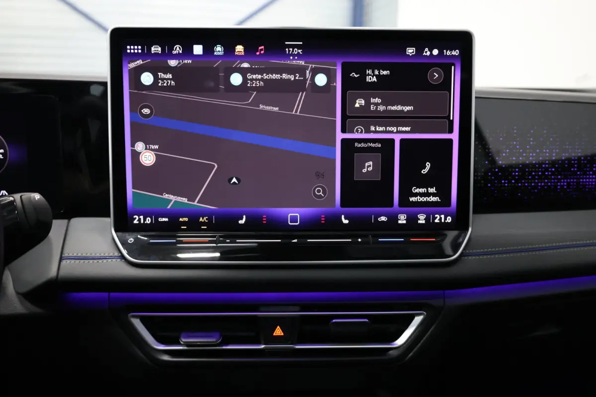 1.5 eTSI 3x R-Line IQ+LED/VIRTUAL/SFEER/PANO/ALCANTARA+S.VERWARMING/20" LMV/LINE/ACC/ECC/12 MDN GARANTIE!