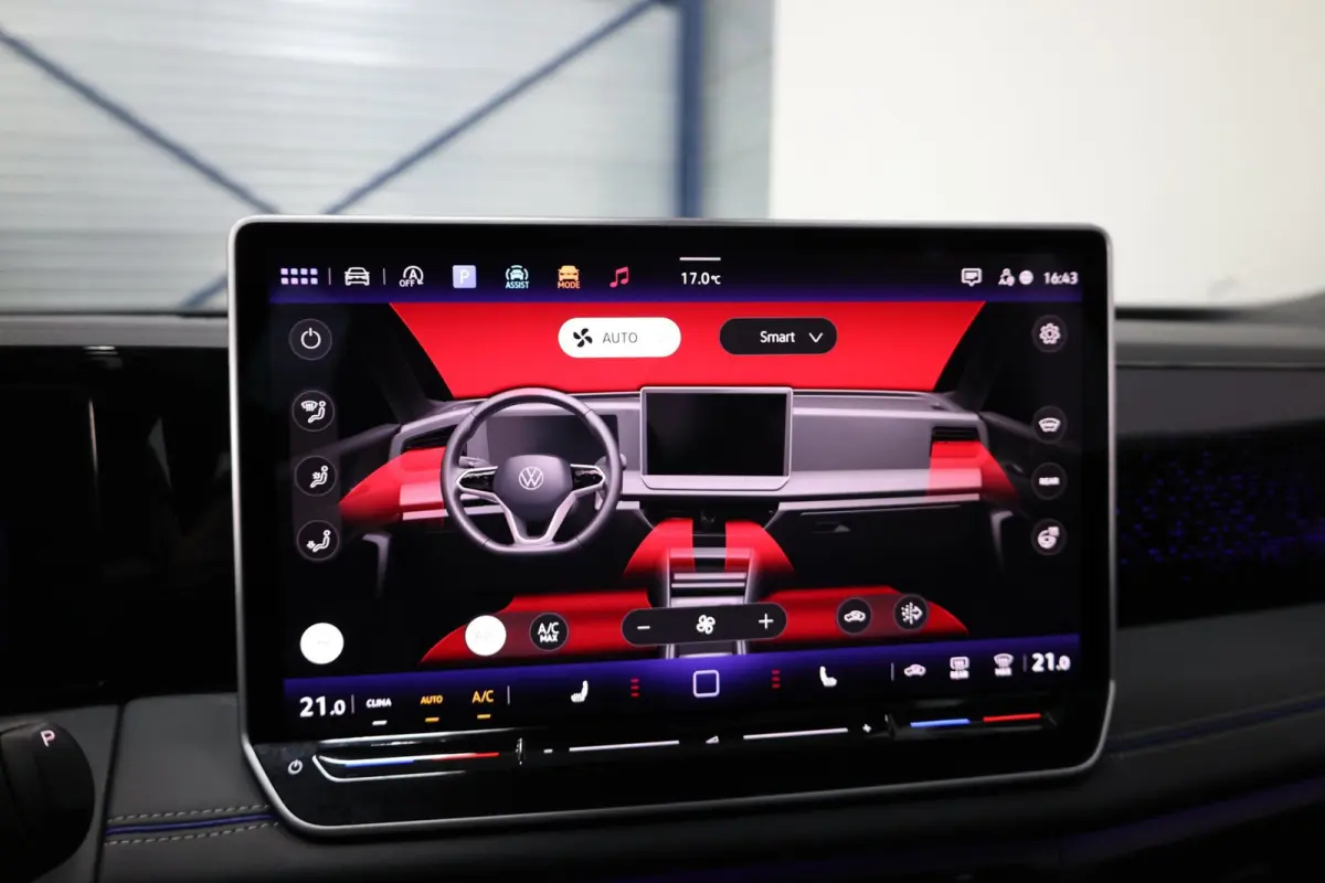 1.5 eTSI 3x R-Line IQ+LED/VIRTUAL/SFEER/PANO/ALCANTARA+S.VERWARMING/20" LMV/LINE/ACC/ECC/12 MDN GARANTIE!