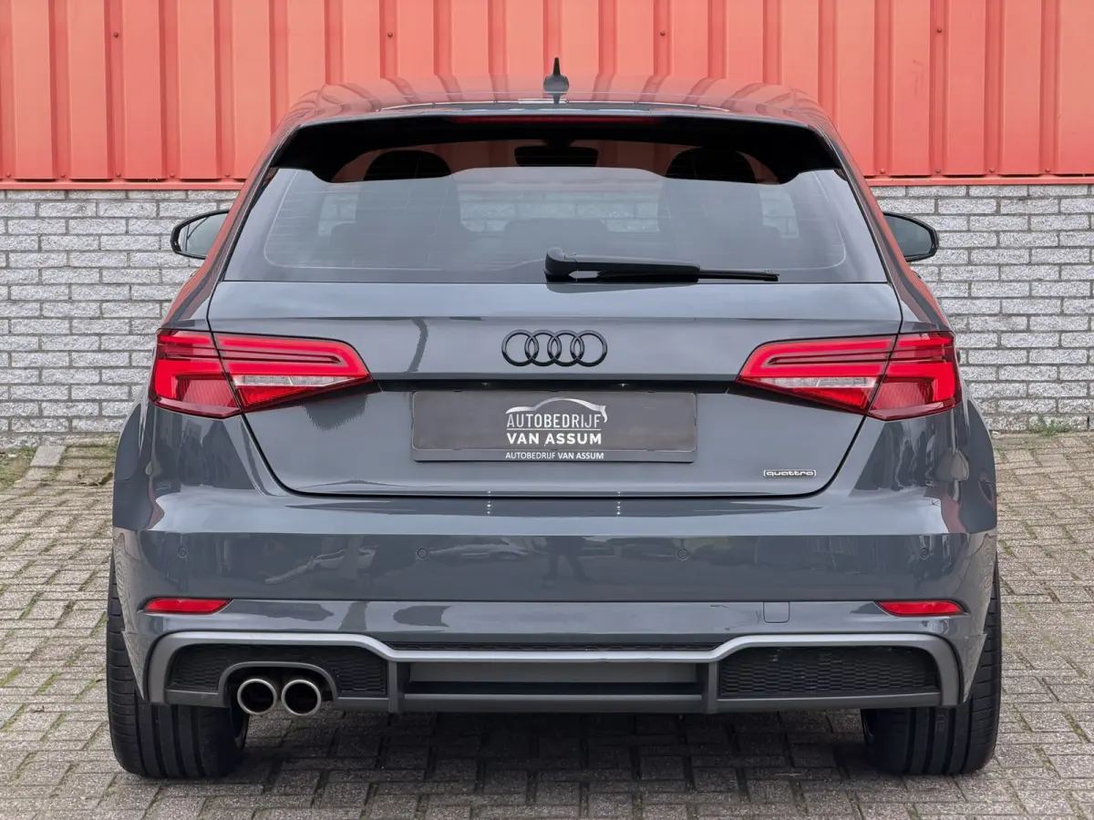 40 TFSI quattro S-Line Carplay ACC Lane 19"